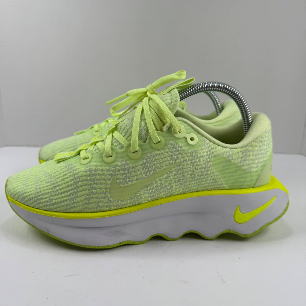 Nike Motiva Womens 8.5 Barely Volt Lime Blast Running Shoes DV1238-703